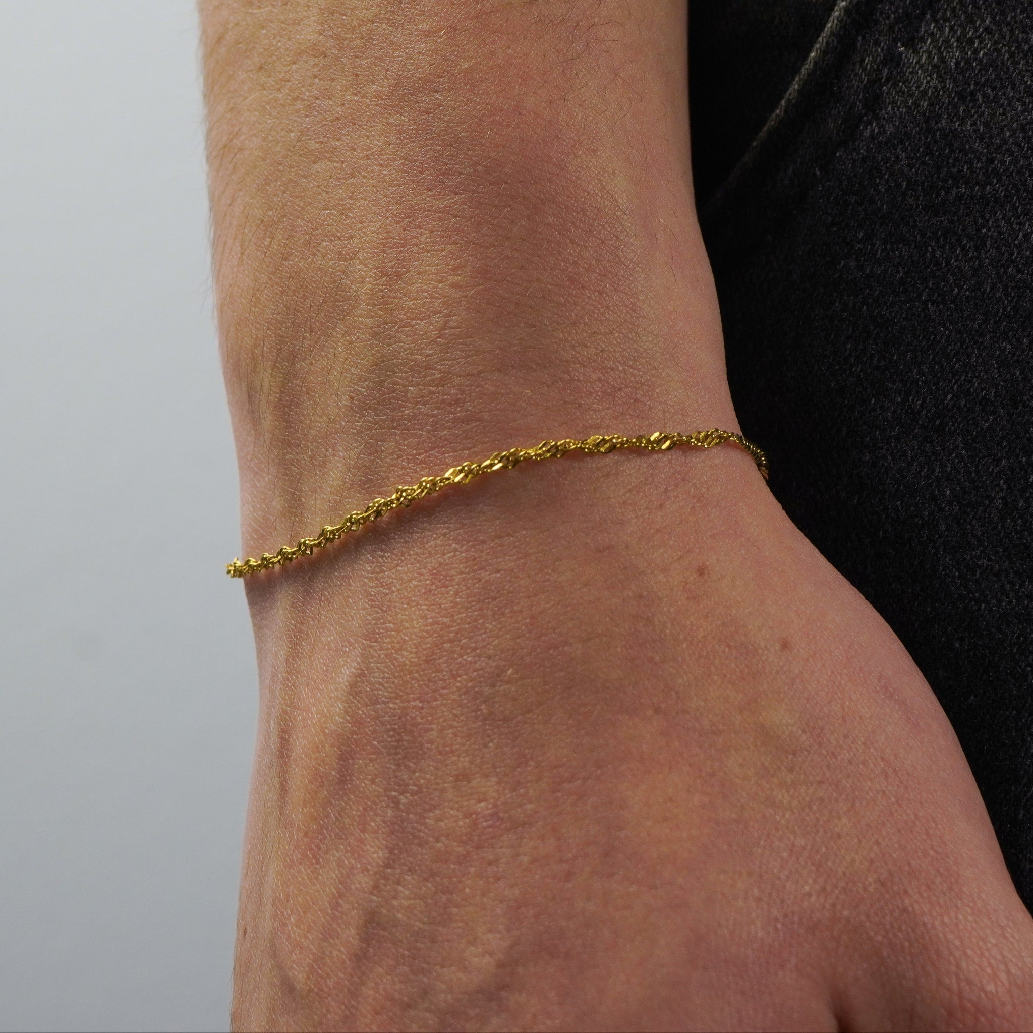 ADN GOLD BRACELET