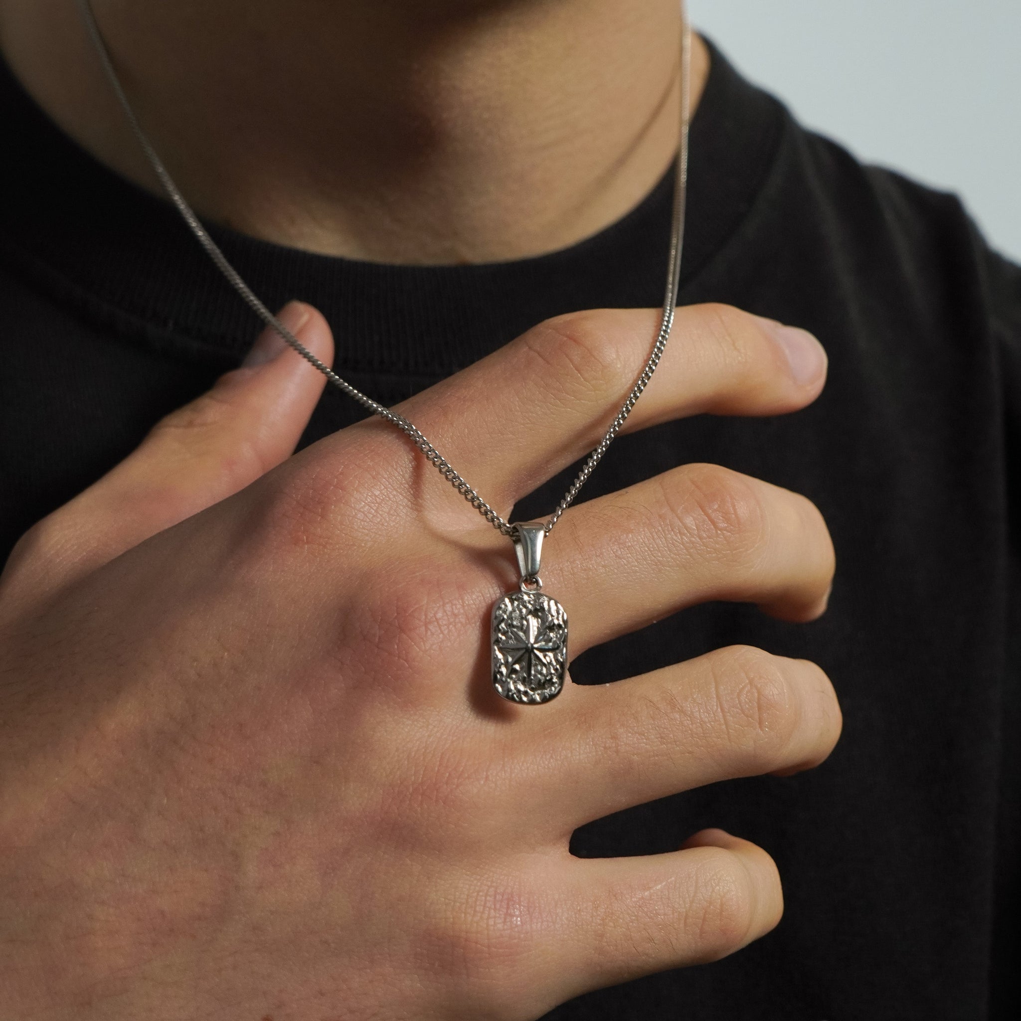 MADEIRA SILVER NECKLACE