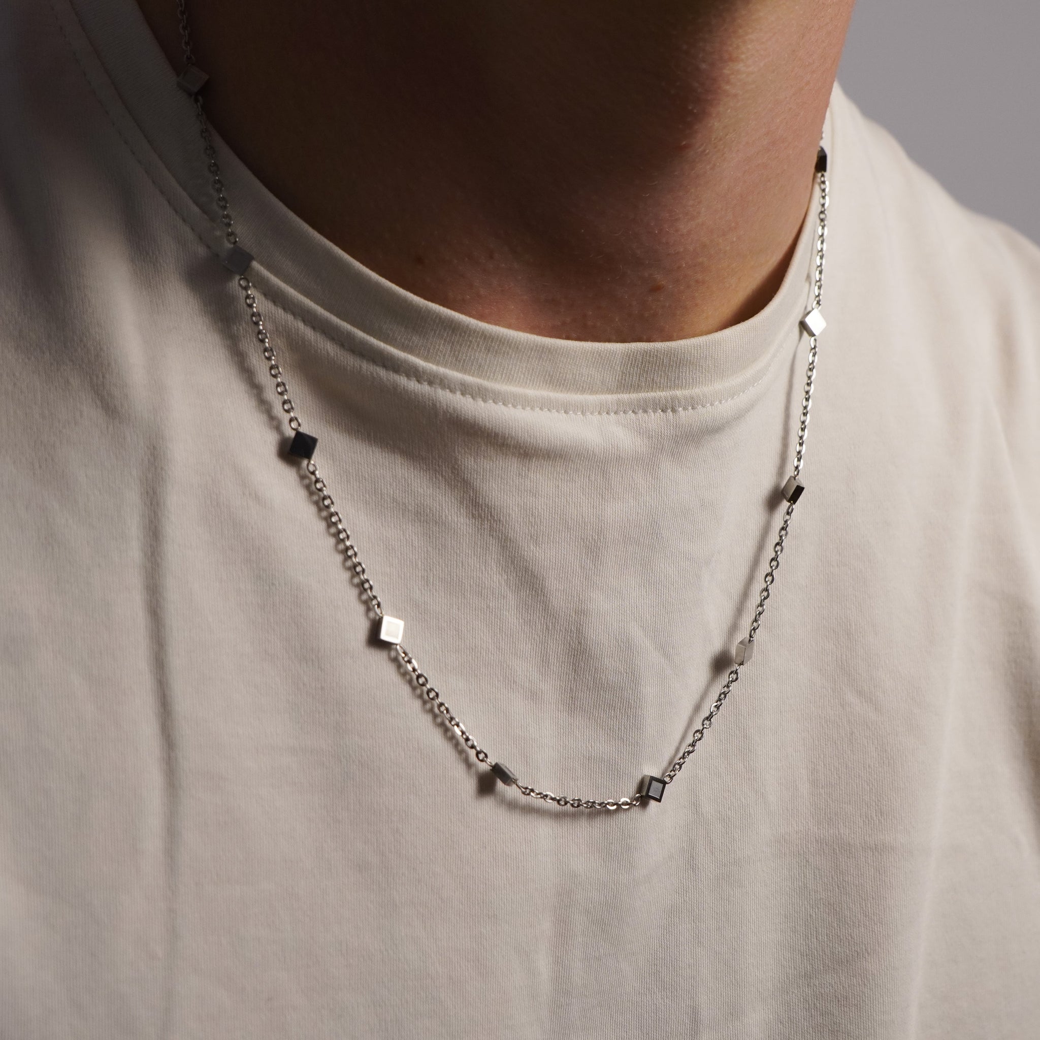 MEDITERRANEAN SILVER NECKLACE